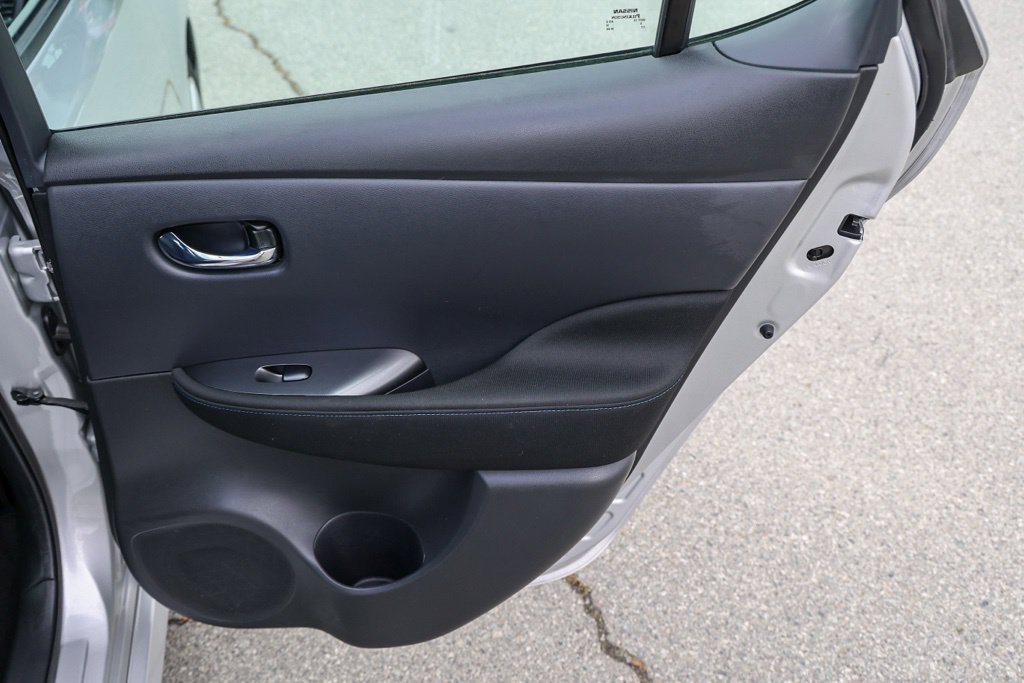 Used 2025 Nissan Leaf S FWD image 20