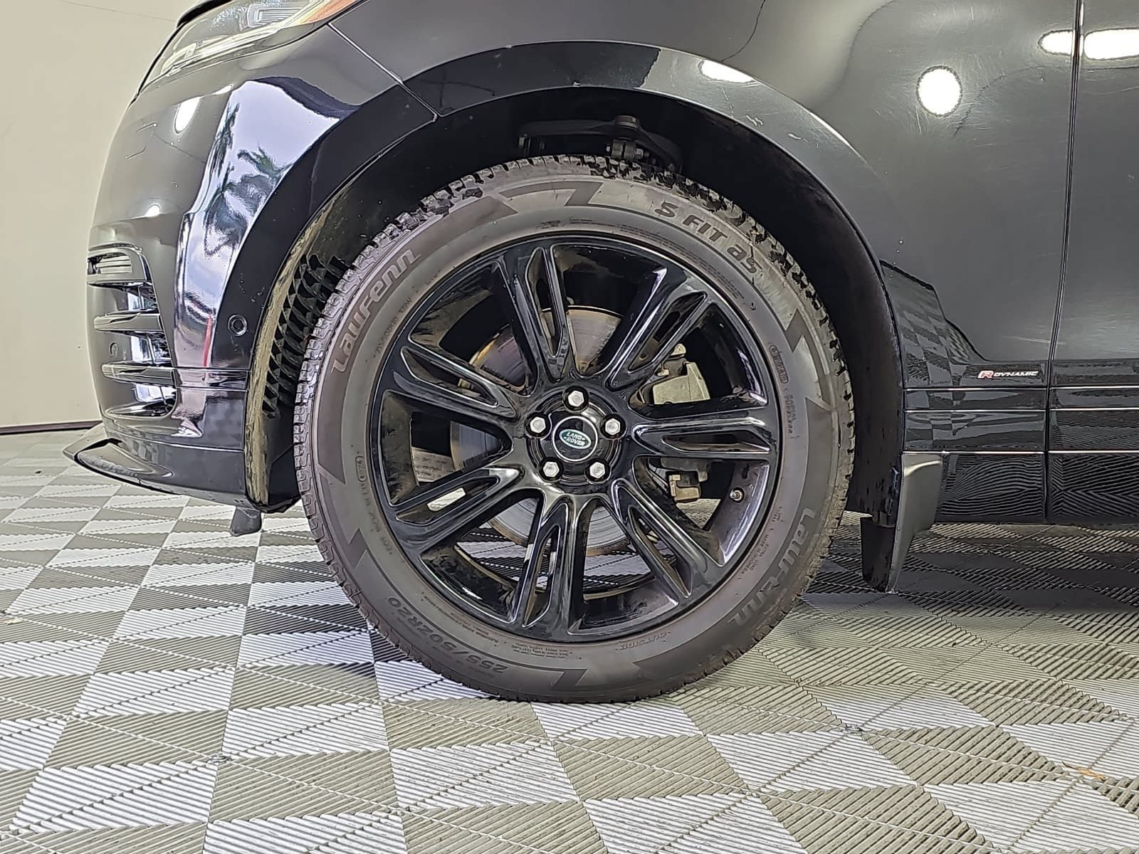 Used 2021 Land Rover Range Rover Velar R-Dynamic S AWD/4WD image 10