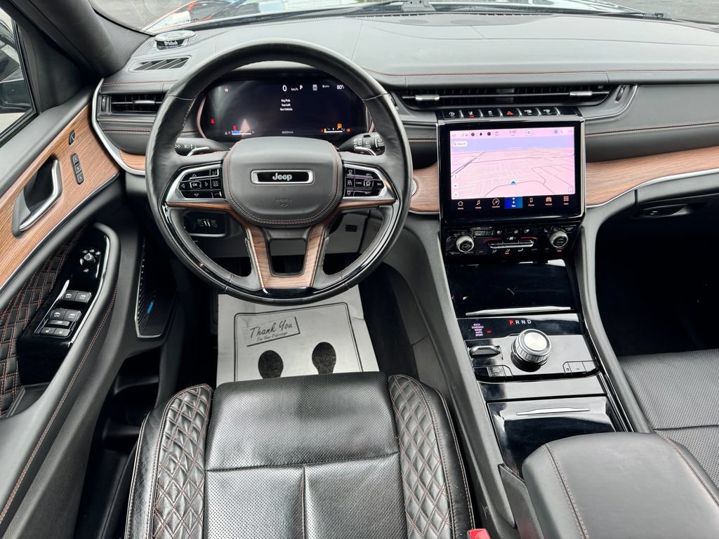 Used 2021 Jeep Grand Cherokee L Summit w/ Luxury Tech Group V AWD/4WD image 23