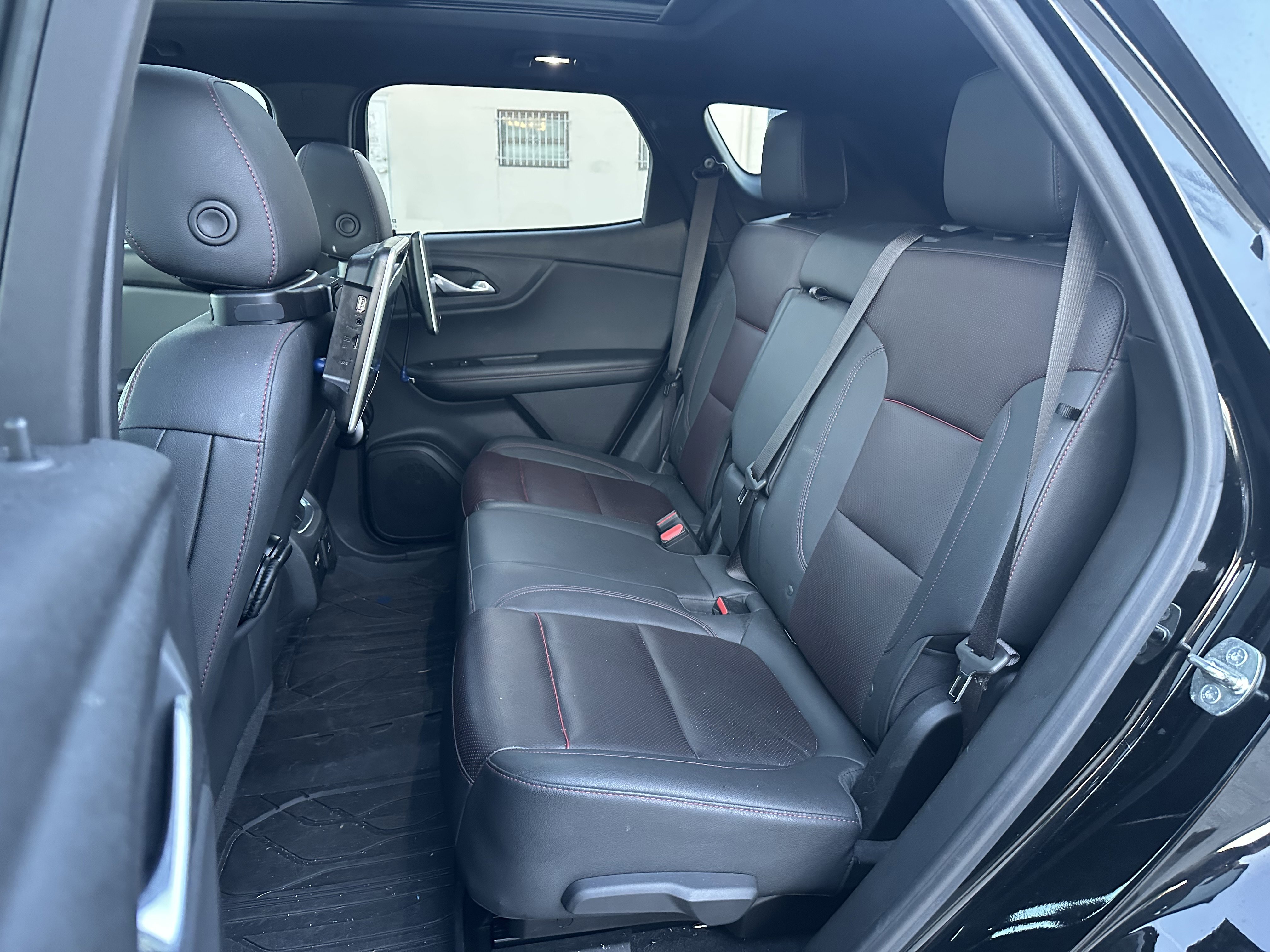 Used 2022 Chevrolet Blazer RS w/ Enhanced Convenience Package image 13