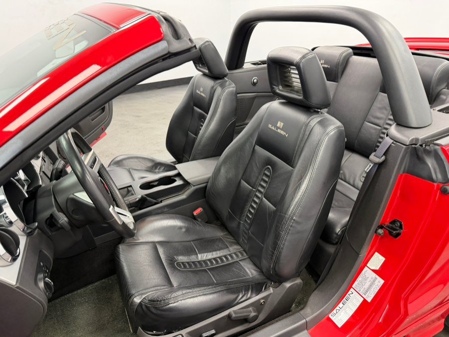 Used 2005 Ford Mustang GT Premium RWD image 56
