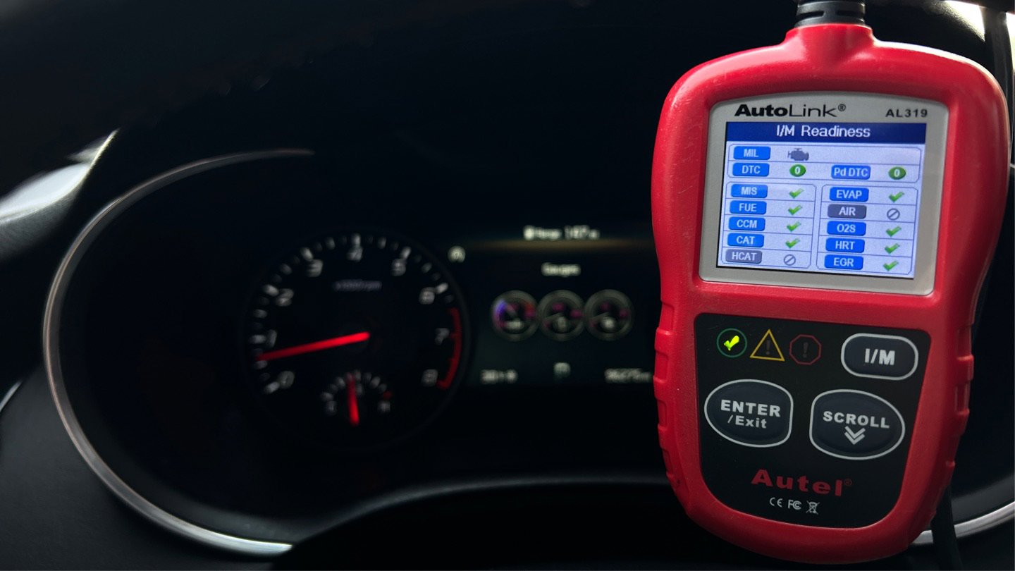 Used 2022 Kia Stinger GT2 w/ Scorpion Package image 10