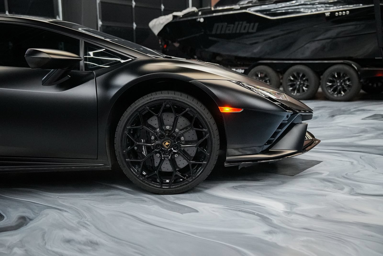 Used 2023 Lamborghini Huracan Tecnica RWD image 5
