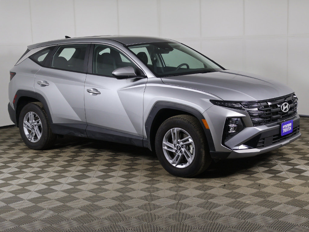 Certified 2026 Hyundai Tucson SE AWD/4WD image 2
