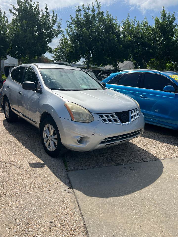 Used 2012 Nissan Rogue S w/ Special Edition Pkg FWD image 2