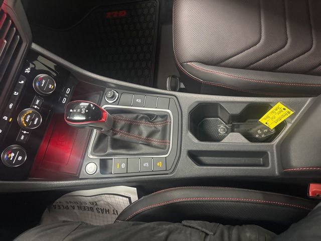 Used 2024 Volkswagen Jetta GLI Autobahn image 24