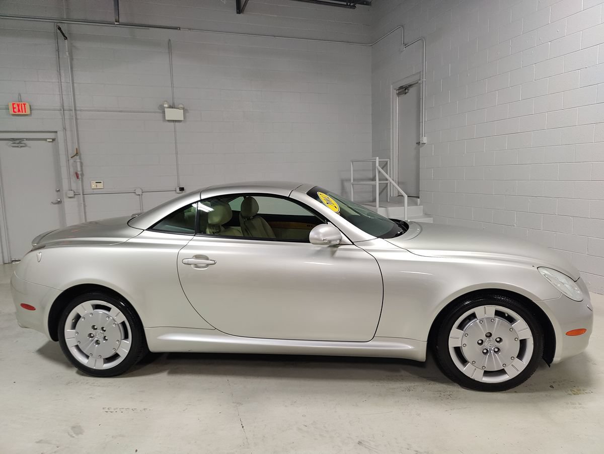 Used 2002 Lexus SC 430 Convertible RWD image 5