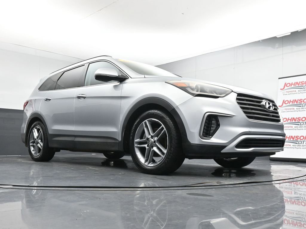 Used 2017 Hyundai Santa Fe SE image 34