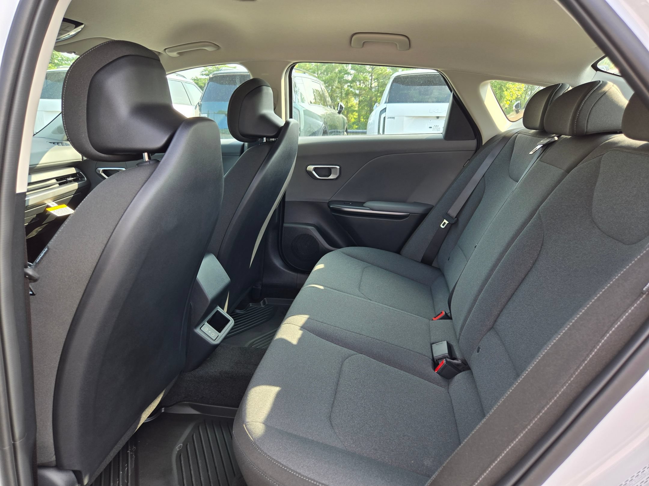 New 2026 Kia K4 FWD image 31