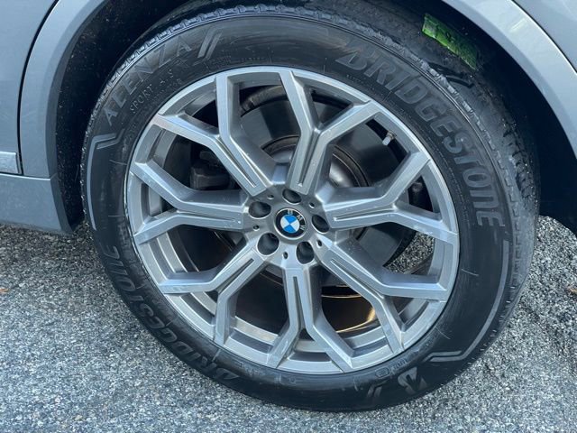 Used 2023 BMW X7 xDrive40i w/ Executive Package image 33