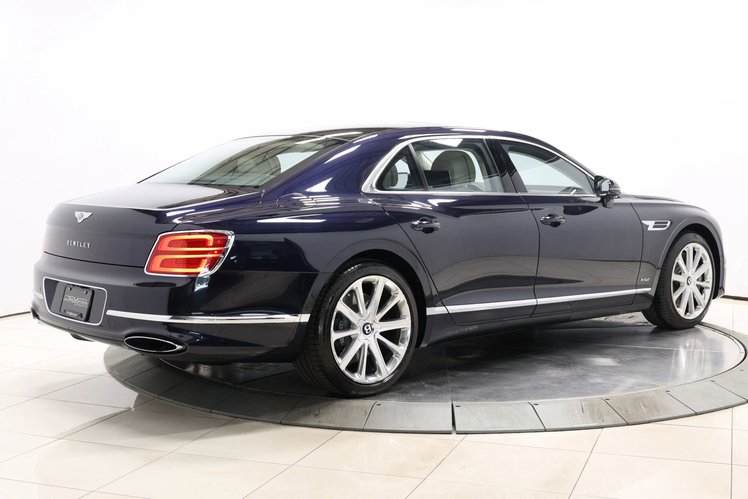Used 2020 Bentley Flying Spur W12 AWD/4WD image 4