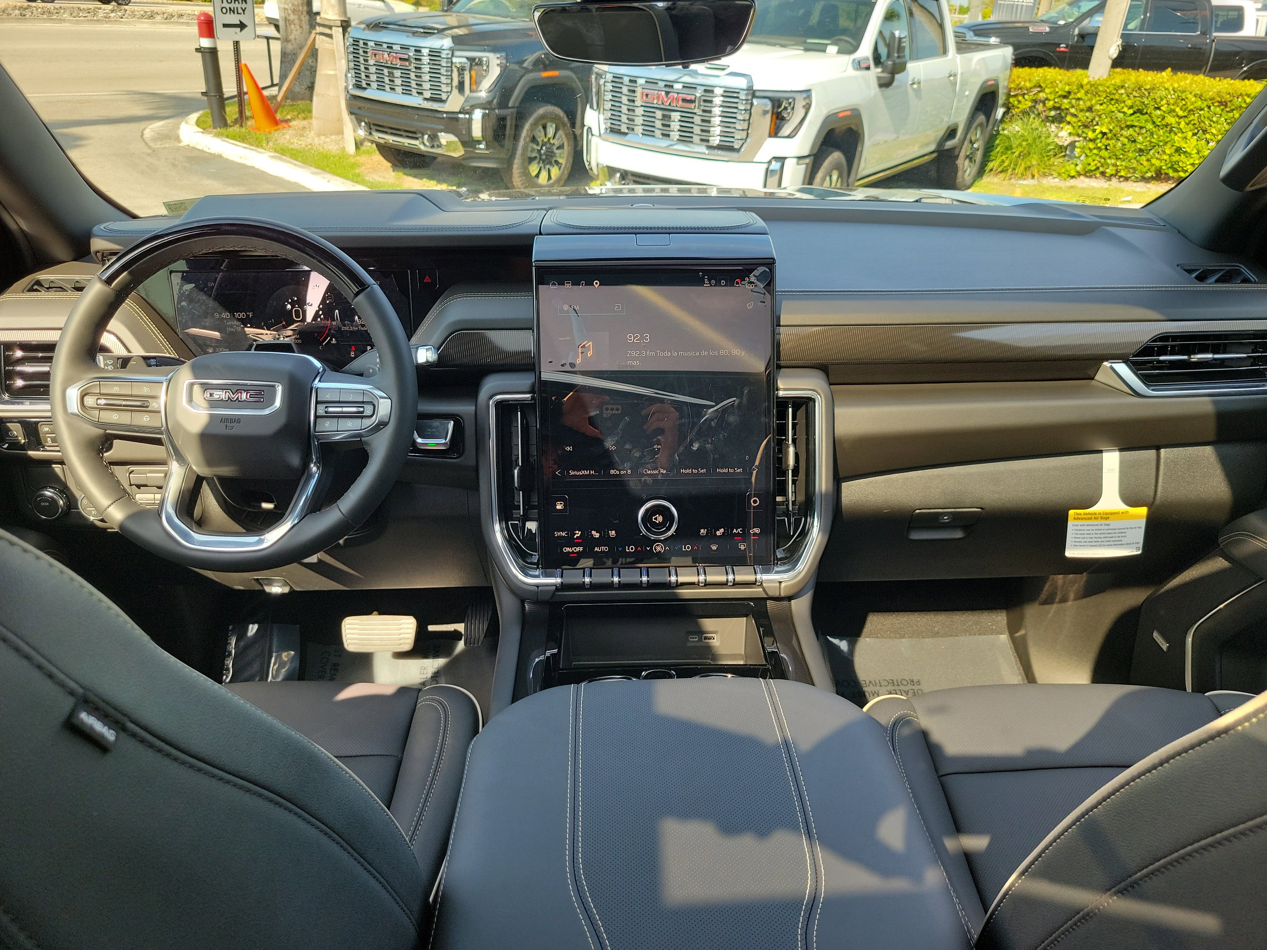 Used 2026 GMC Yukon XL Elevation w/ Elevation Premium Package RWD image 15