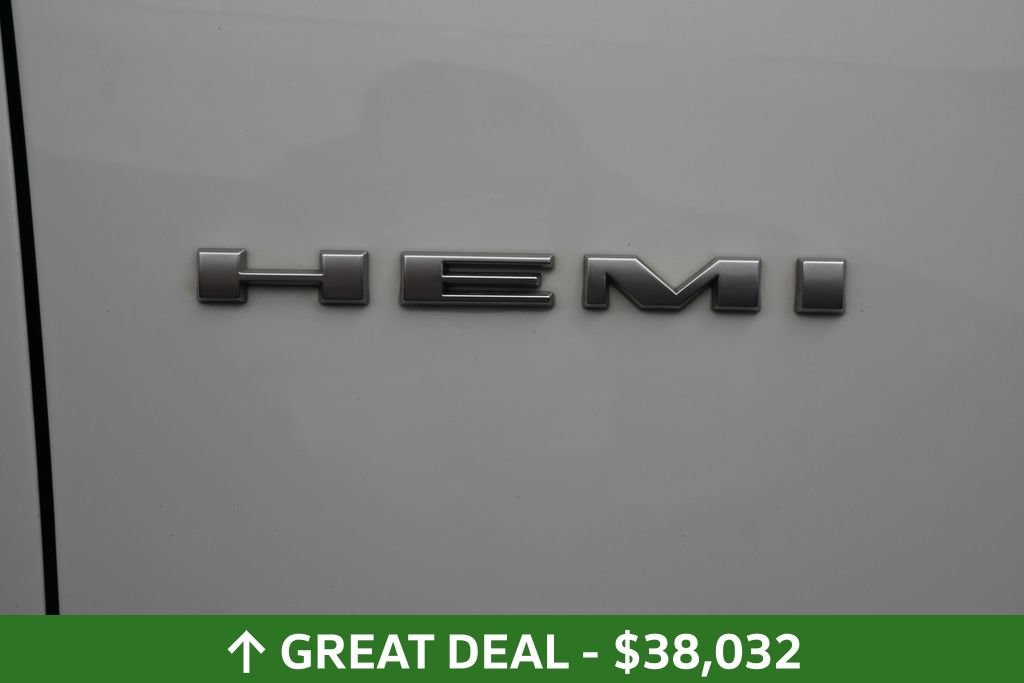 Used 2024 Dodge Durango R/T AWD/4WD image 17