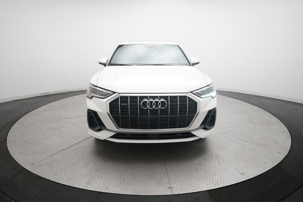 Used 2025 Audi Q3 2.0T Premium AWD/4WD image 11