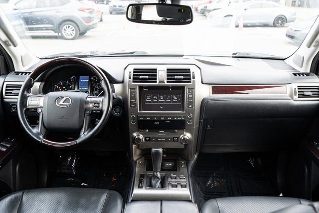 Used 2019 Lexus GX 460 Luxury image 16