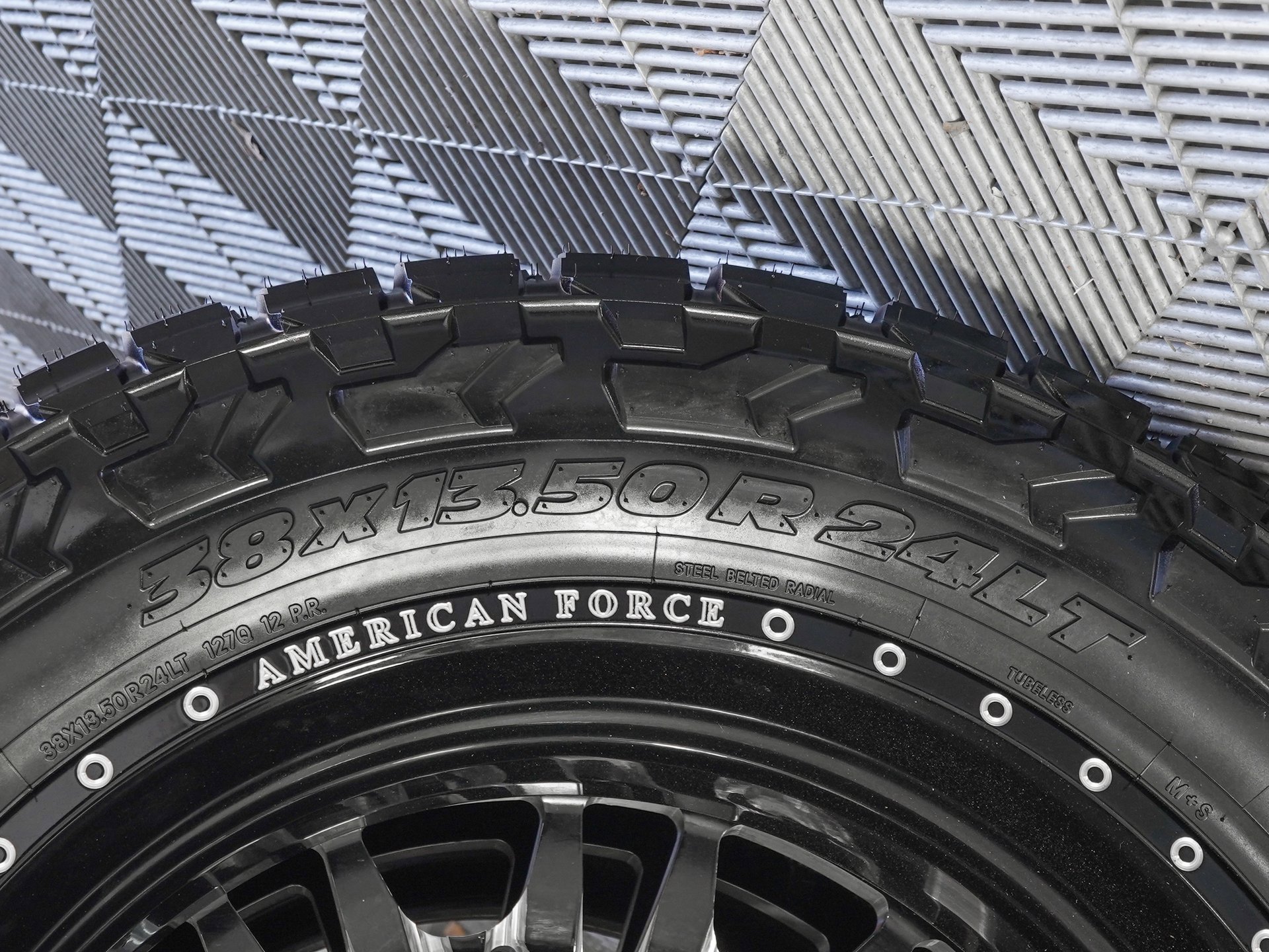 Used 2025 GMC Sierra 3500 Denali Ultimate image 38