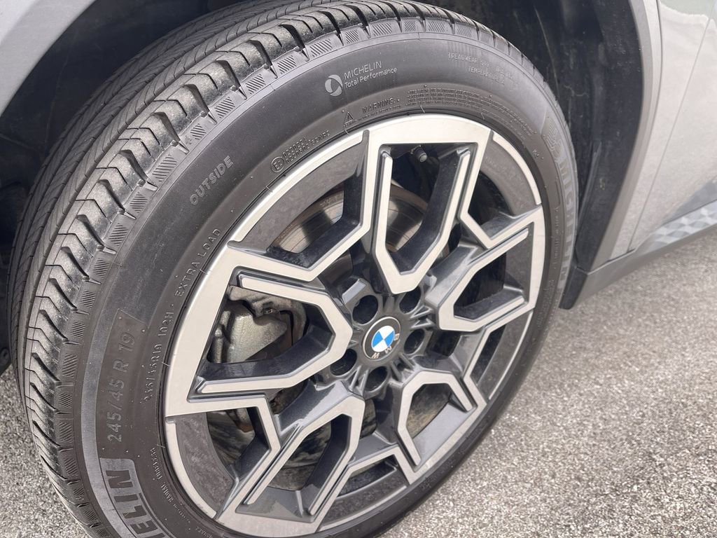 Used 2025 BMW X2 xDrive28i AWD/4WD image 10