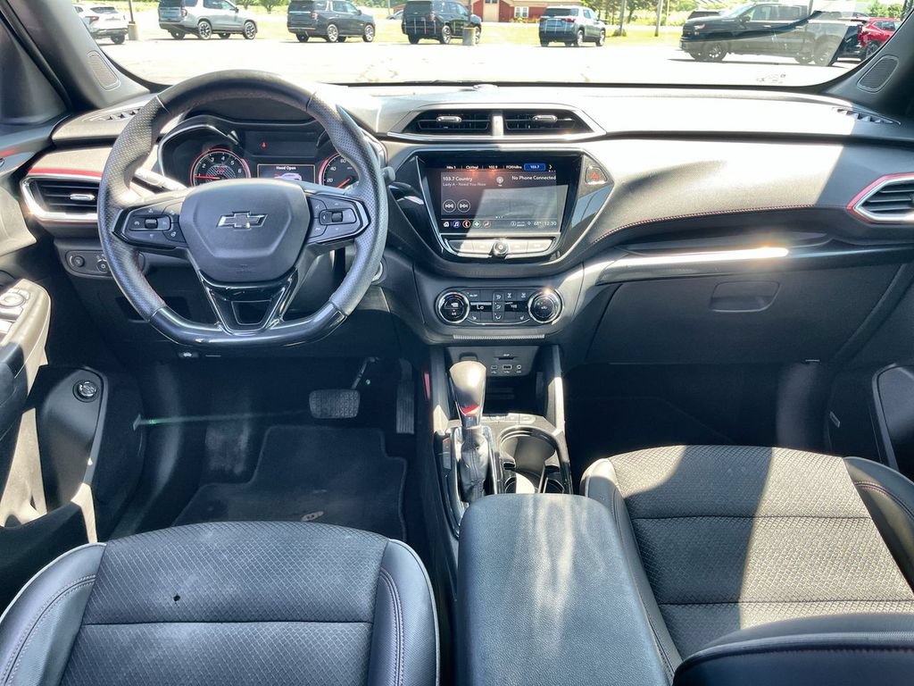 Used 2023 Chevrolet TrailBlazer RS w/ Sun and Liftgate Package AWD/4WD image 20
