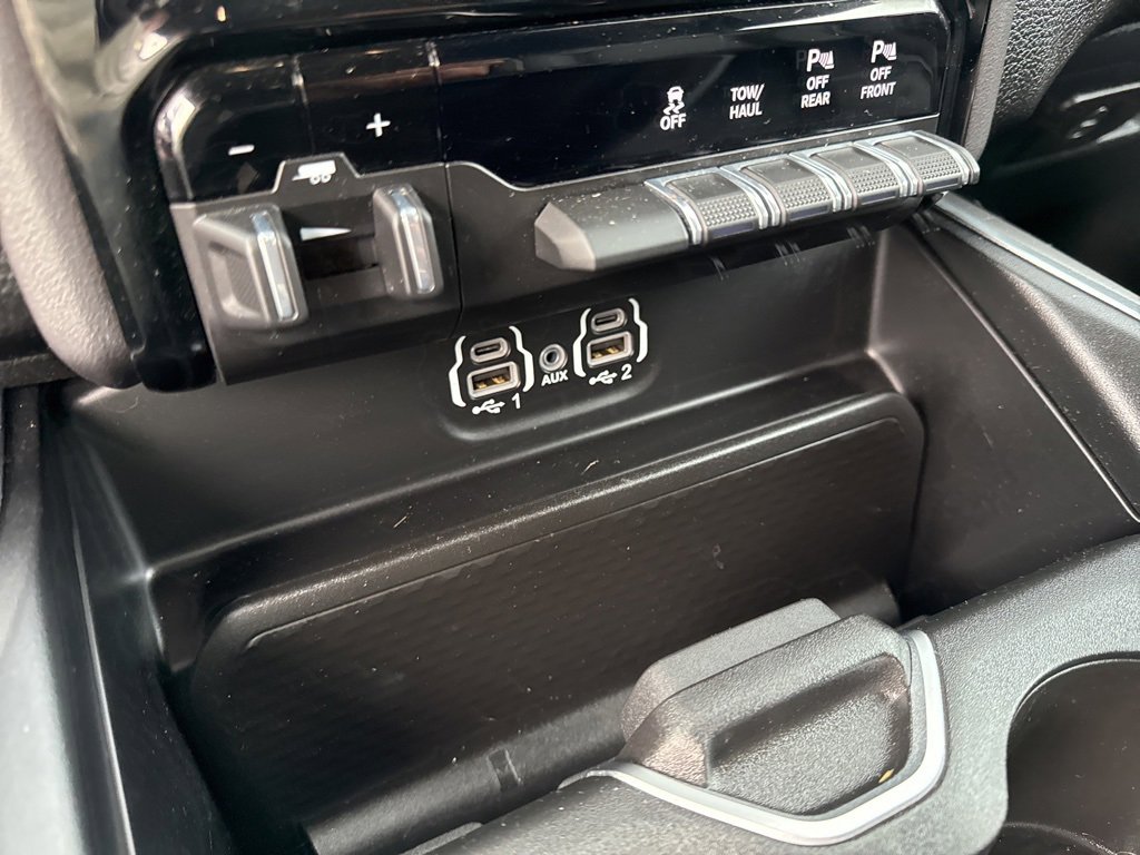 Used 2023 RAM 1500 Laramie image 31