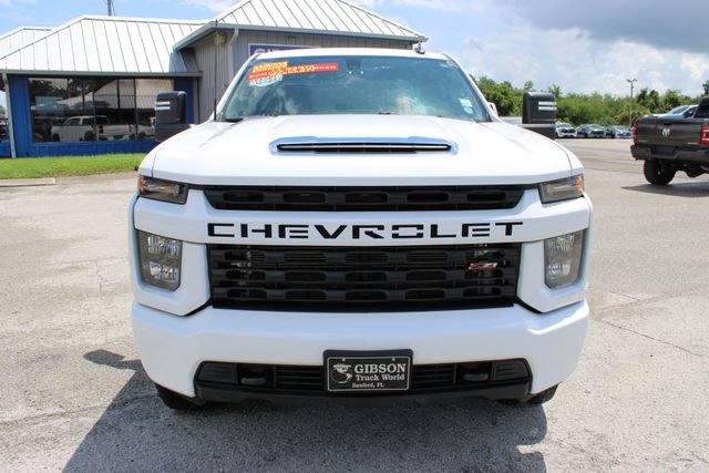 Used 2023 Chevrolet Silverado 2500 LT AWD/4WD image 2