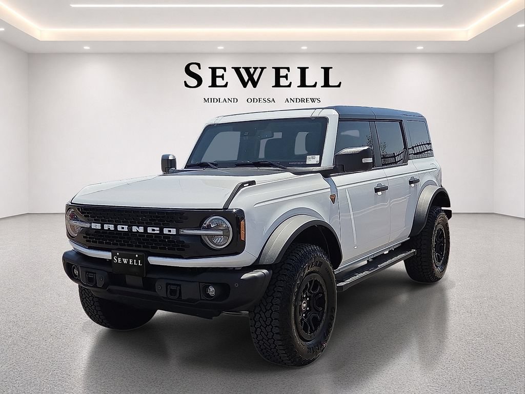 Used 2025 Ford Bronco Badlands AWD/4WD image 1