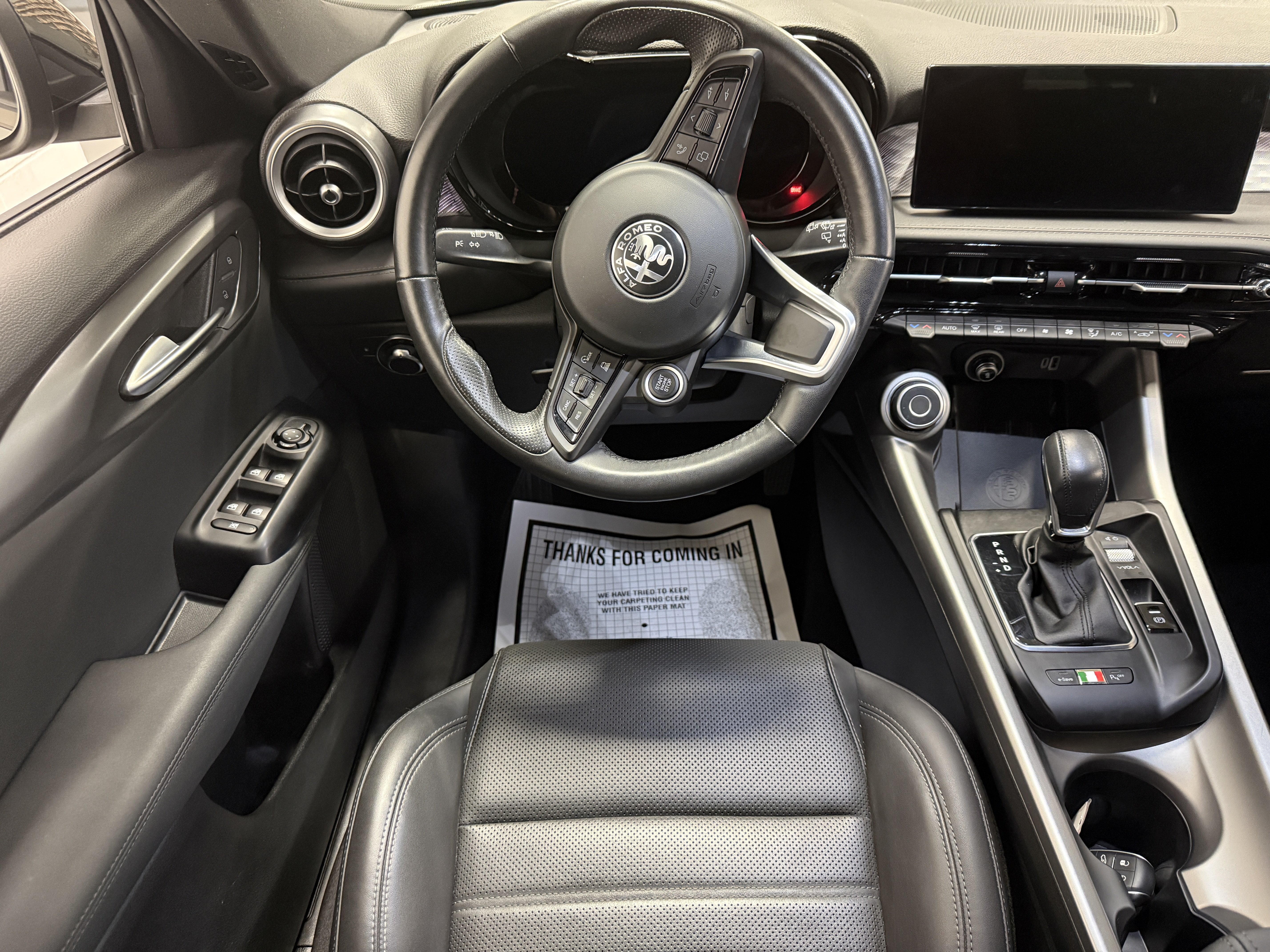 Used 2024 Alfa Romeo Tonale Ti w/ Premium Interior Package AWD/4WD image 10