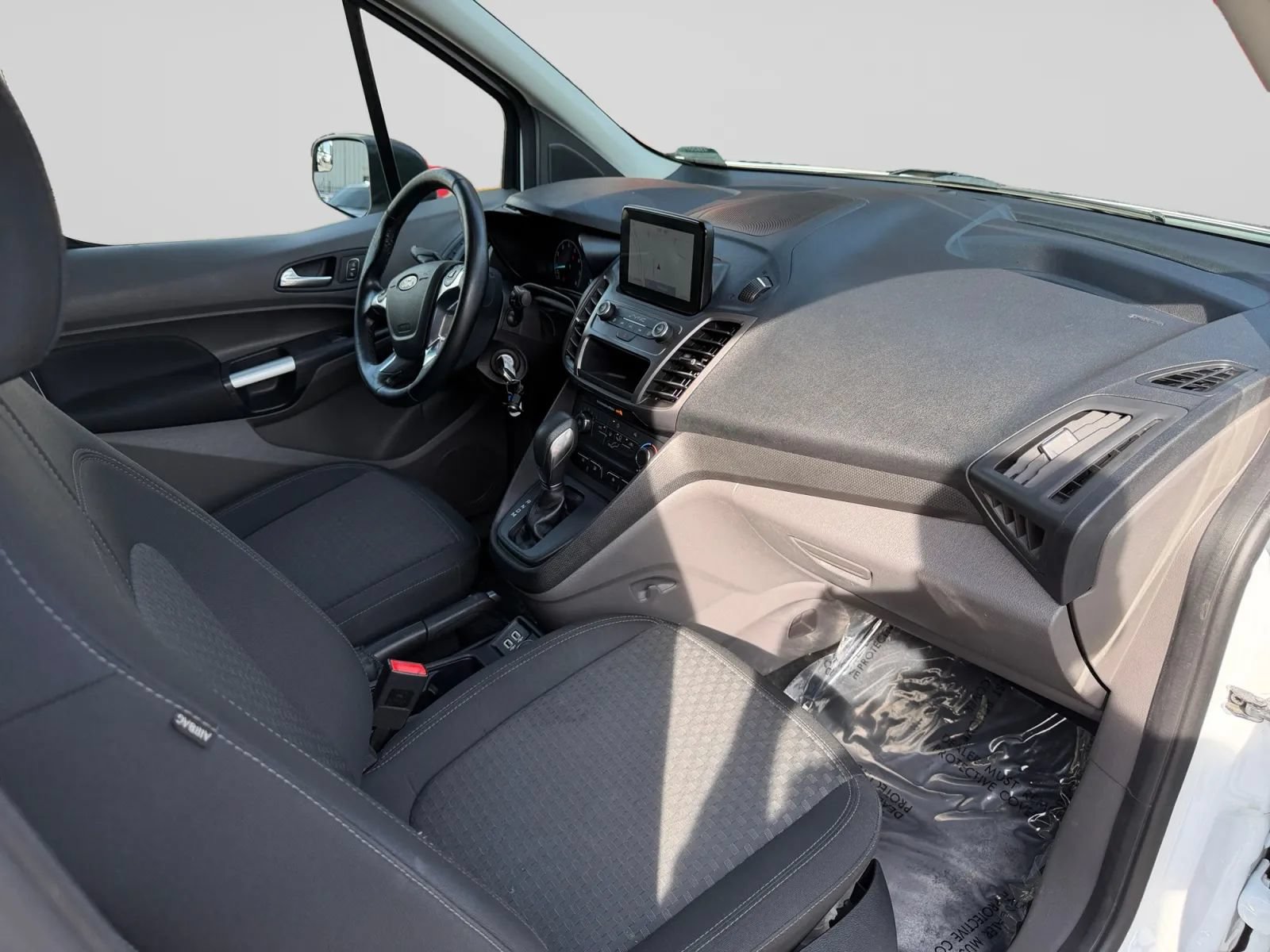 Used 2020 Ford Transit Connect XLT FWD image 31