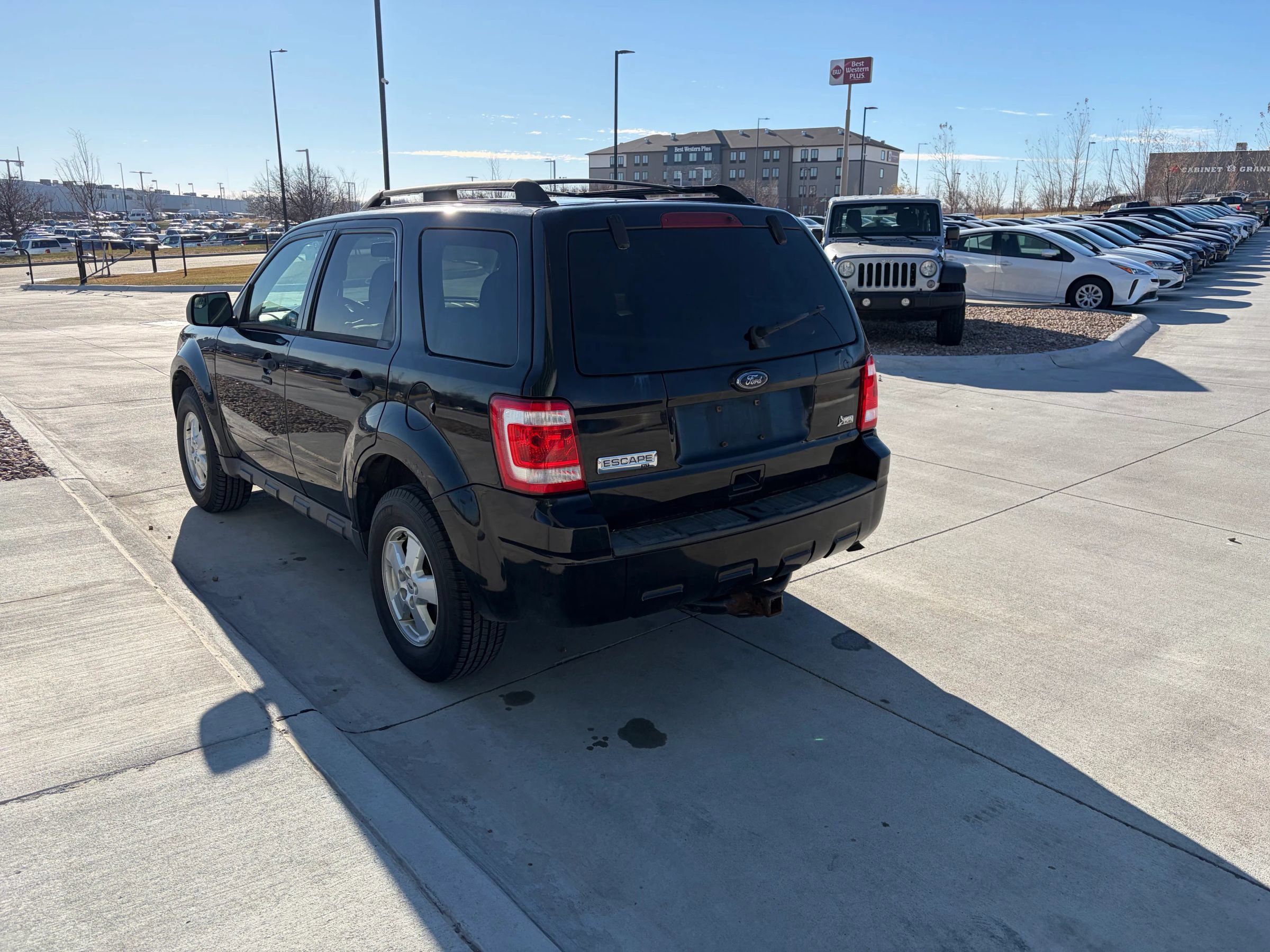 Used 2010 Ford Escape XLT AWD/4WD image 5