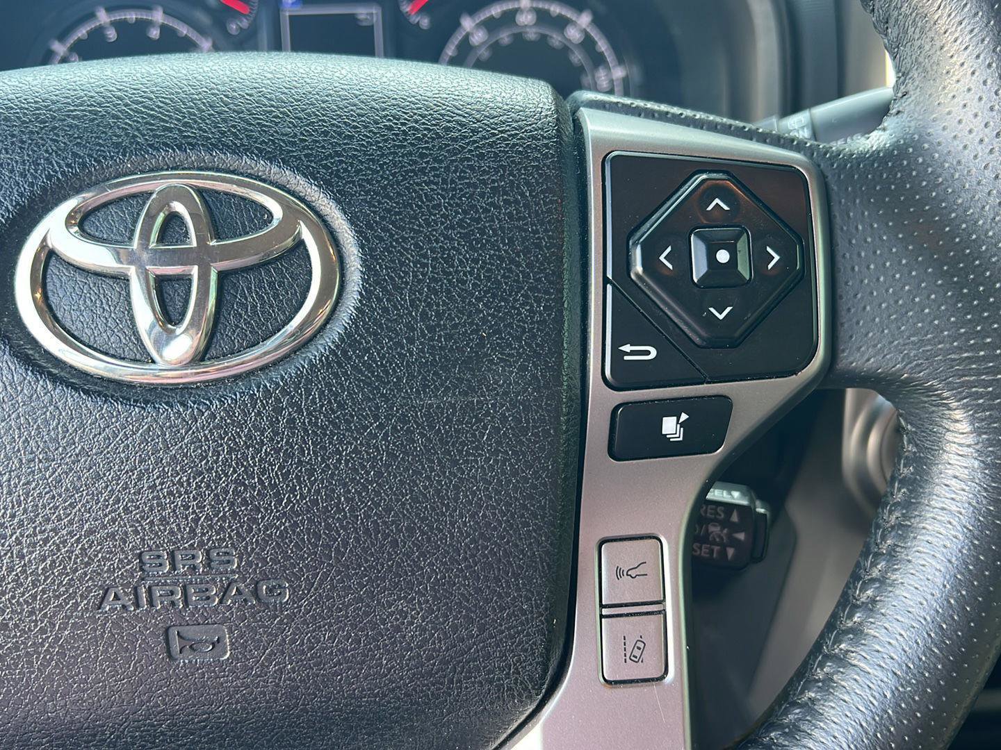 Used 2021 Toyota 4Runner SR5 image 23