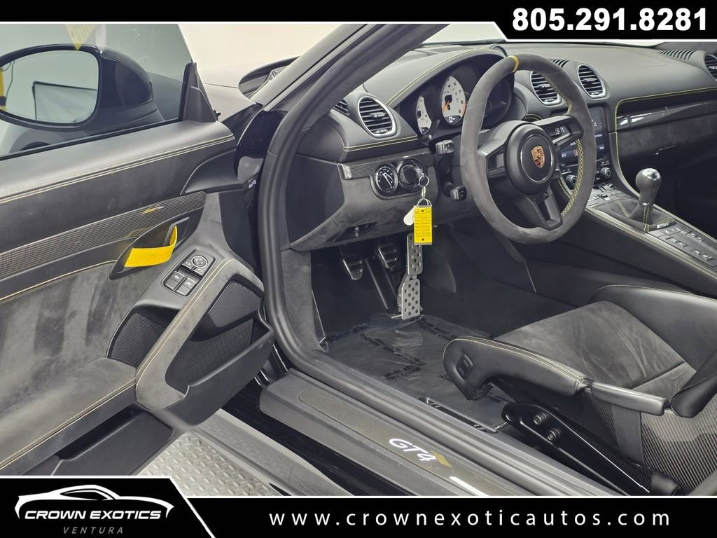 Used 2020 Porsche 718 Cayman GT4 image 21