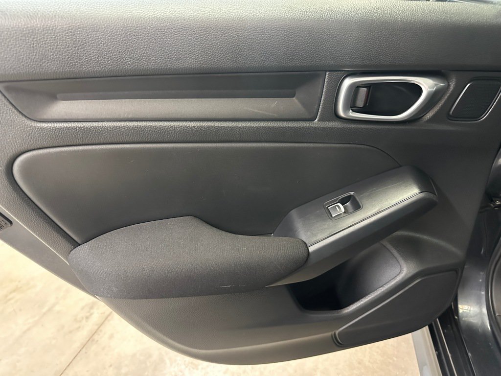 Used 2023 Honda Civic LX image 15
