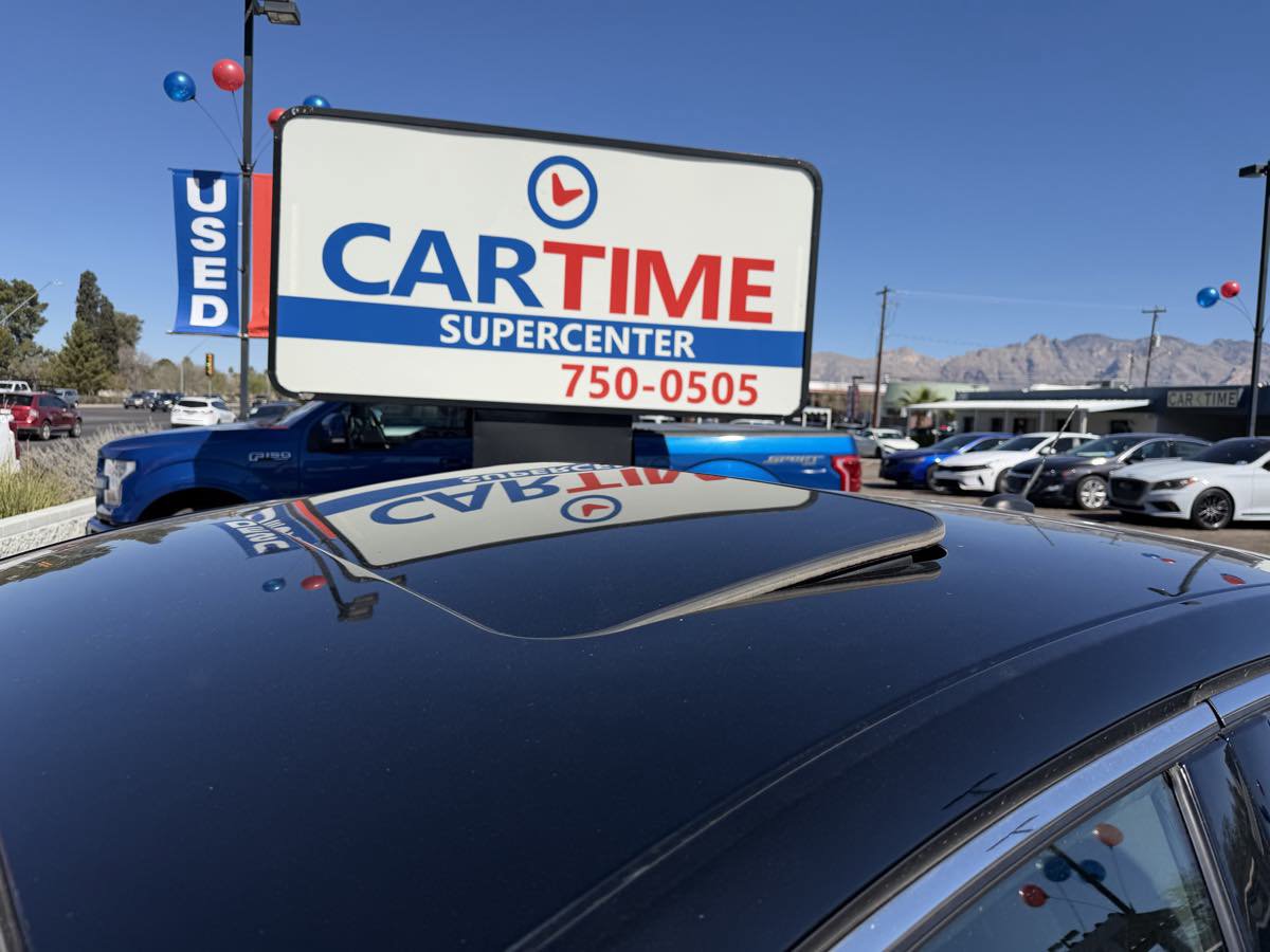 Used 2017 Ford Fusion Sport w/ Equipment Group 401A AWD/4WD image 9