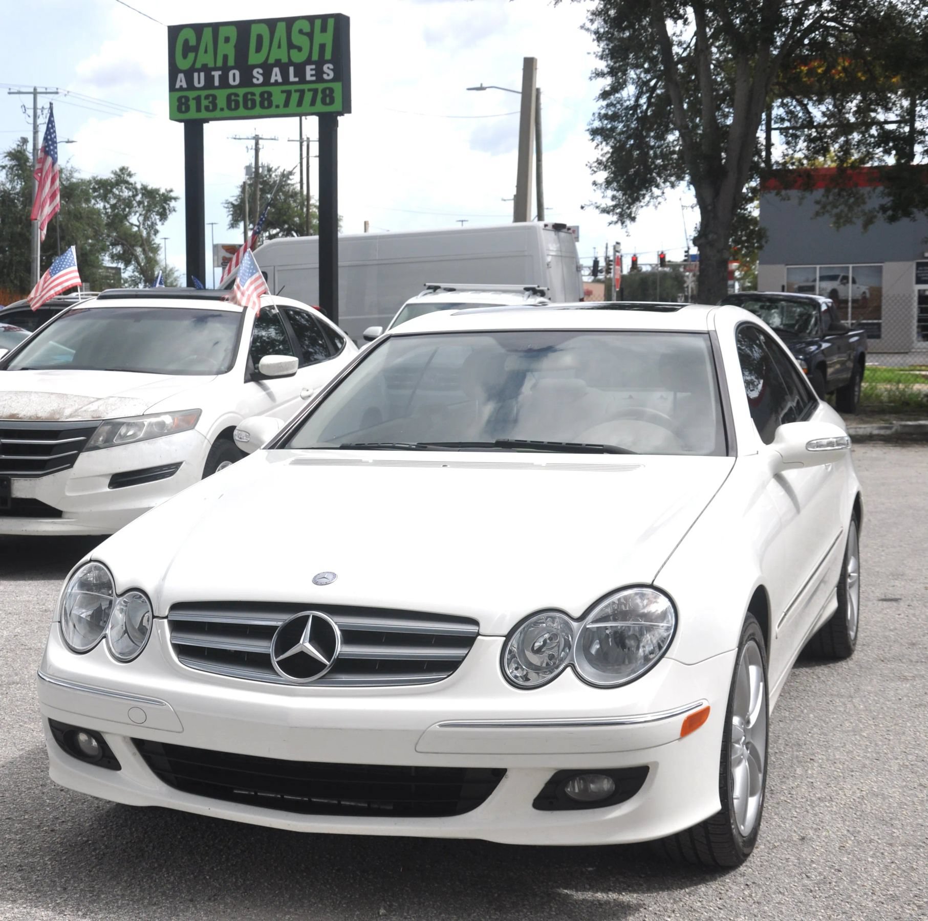 Used 2006 Mercedes-Benz CLK 350 Coupe image 3