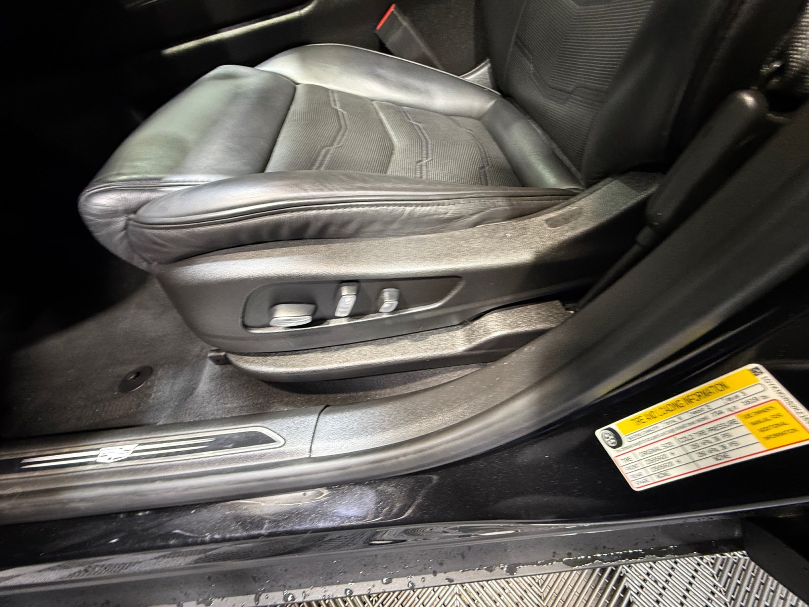 Used 2019 Cadillac XT5 Platinum AWD/4WD image 14
