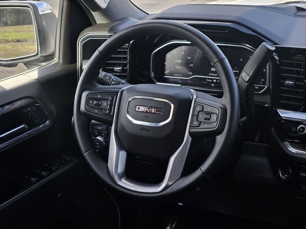 Used 2025 GMC Sierra 1500 SLT image 15