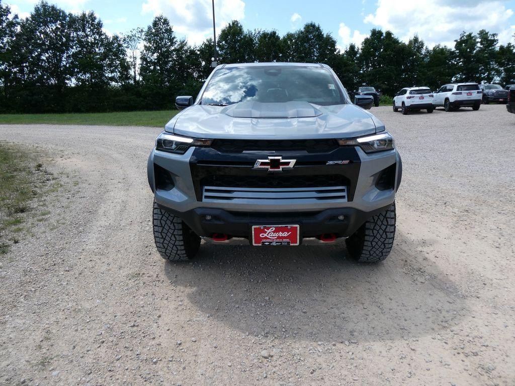 New 2026 Chevrolet Colorado ZR2 w/ Technology Package AWD/4WD image 9