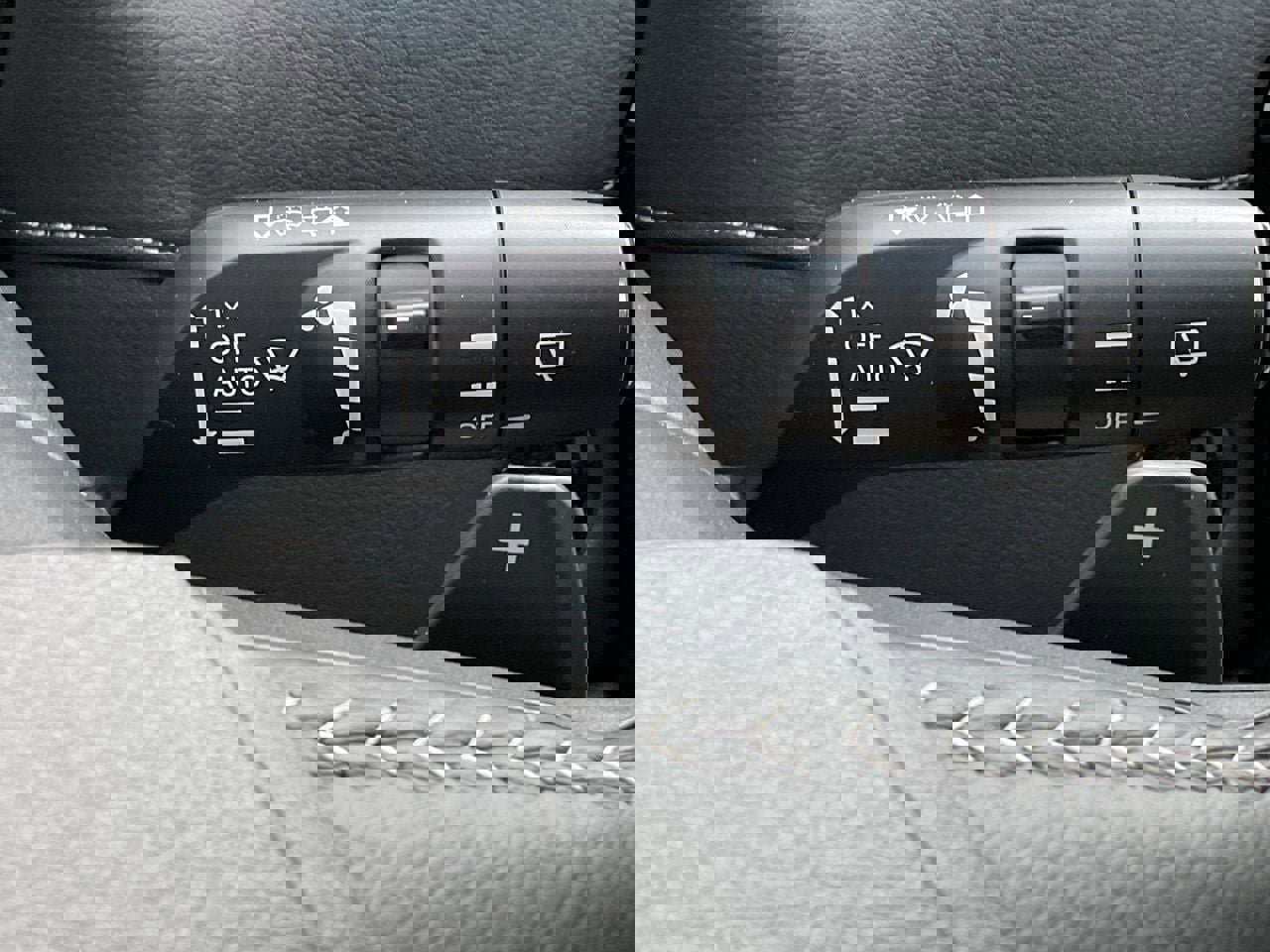 New 2026 Nissan Armada SL image 28