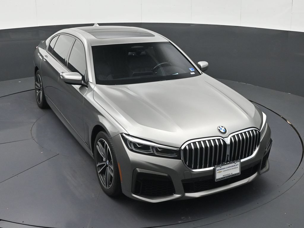 Used 2022 BMW 750i xDrive w/ M Sport Package AWD/4WD image 30