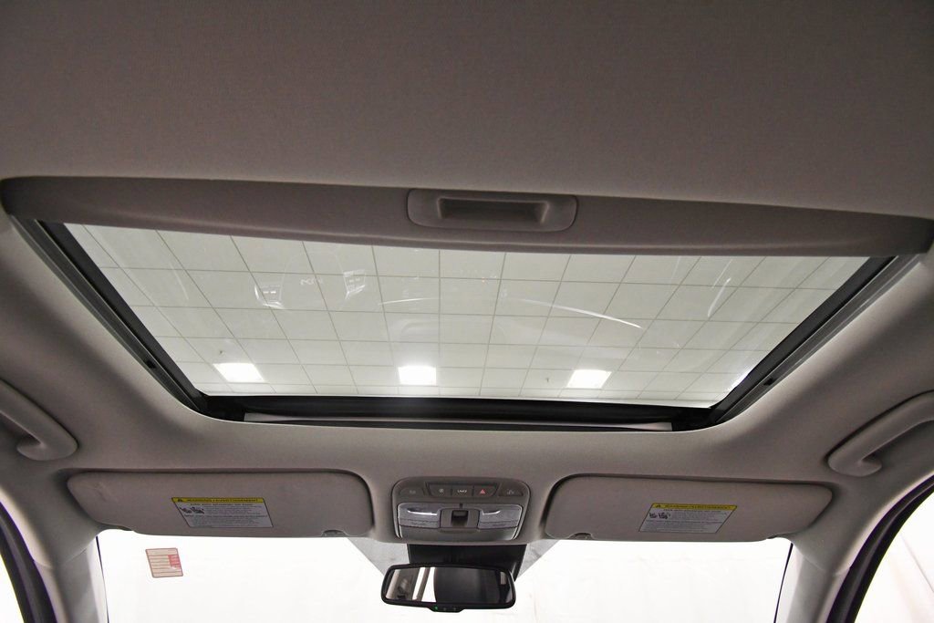 Certified 2022 Kia Telluride EX w/ EX Premium Package image 17