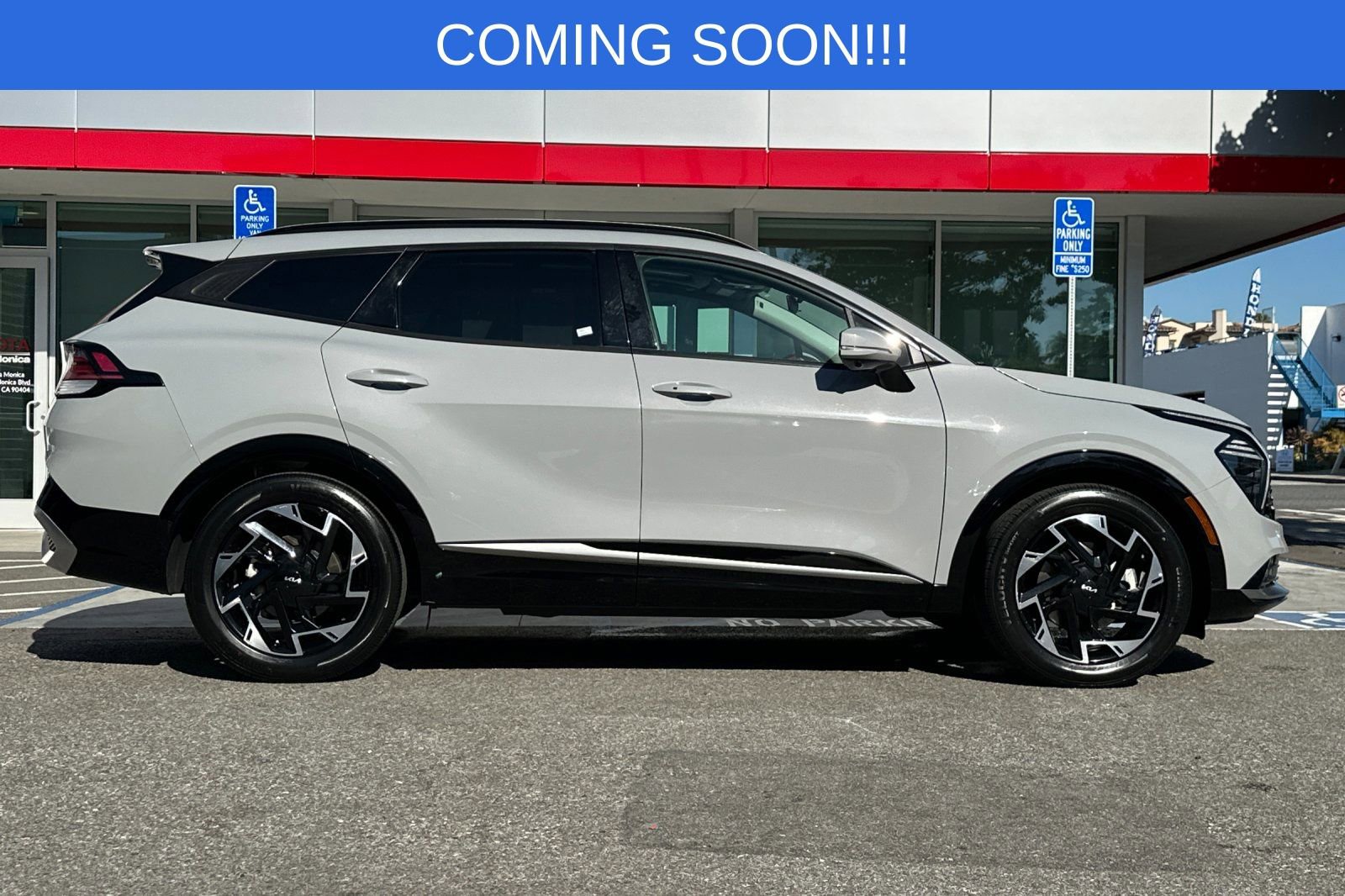 Used 2023 Kia Sportage SX image 3