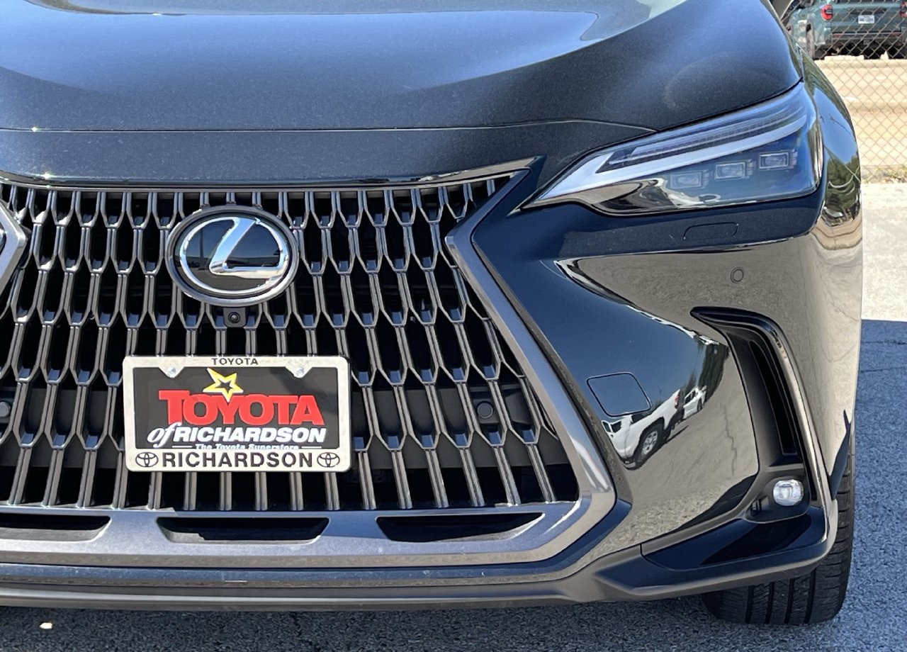 Used 2025 Lexus NX 450h+ AWD w/ Accessory Package (Z2) image 8