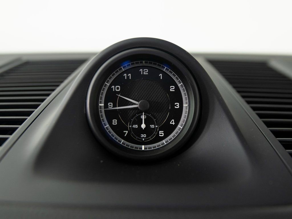 New 2026 Porsche Macan image 23