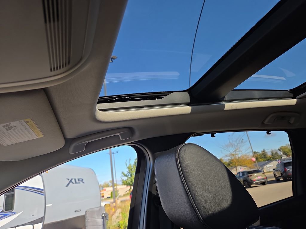 Used 2024 MAZDA CX-90 Plug-In Hybrid w/ Premium Pkg image 28