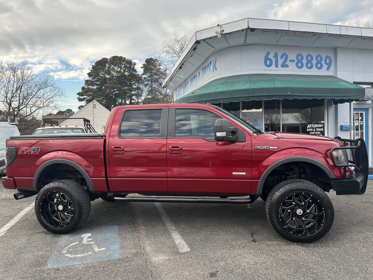 Used 2014 Ford F150 FX4 w/ Equipment Group 402A Luxury AWD/4WD image 5