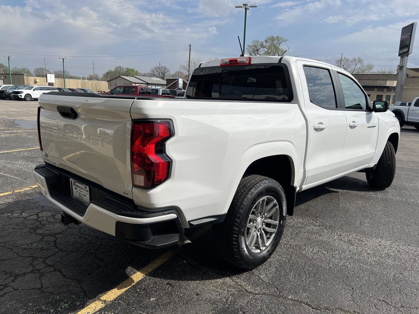 Used 2023 Chevrolet Colorado LT w/ LT Convenience Package RWD image 4