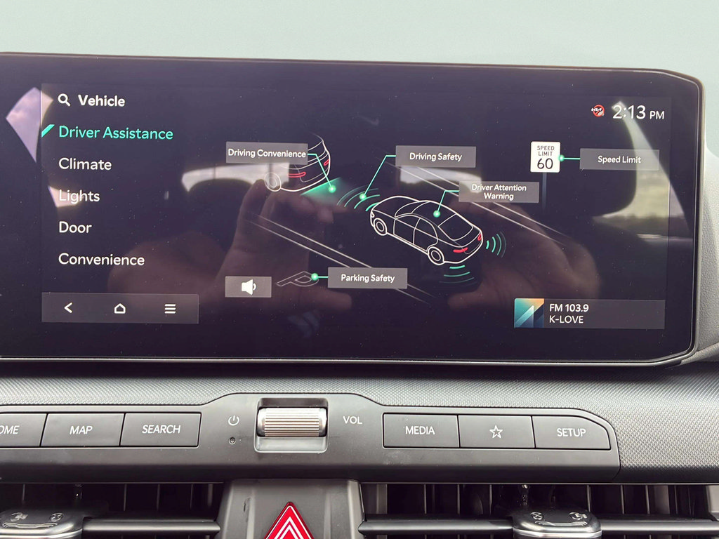 Used 2025 Kia K4 FWD image 15