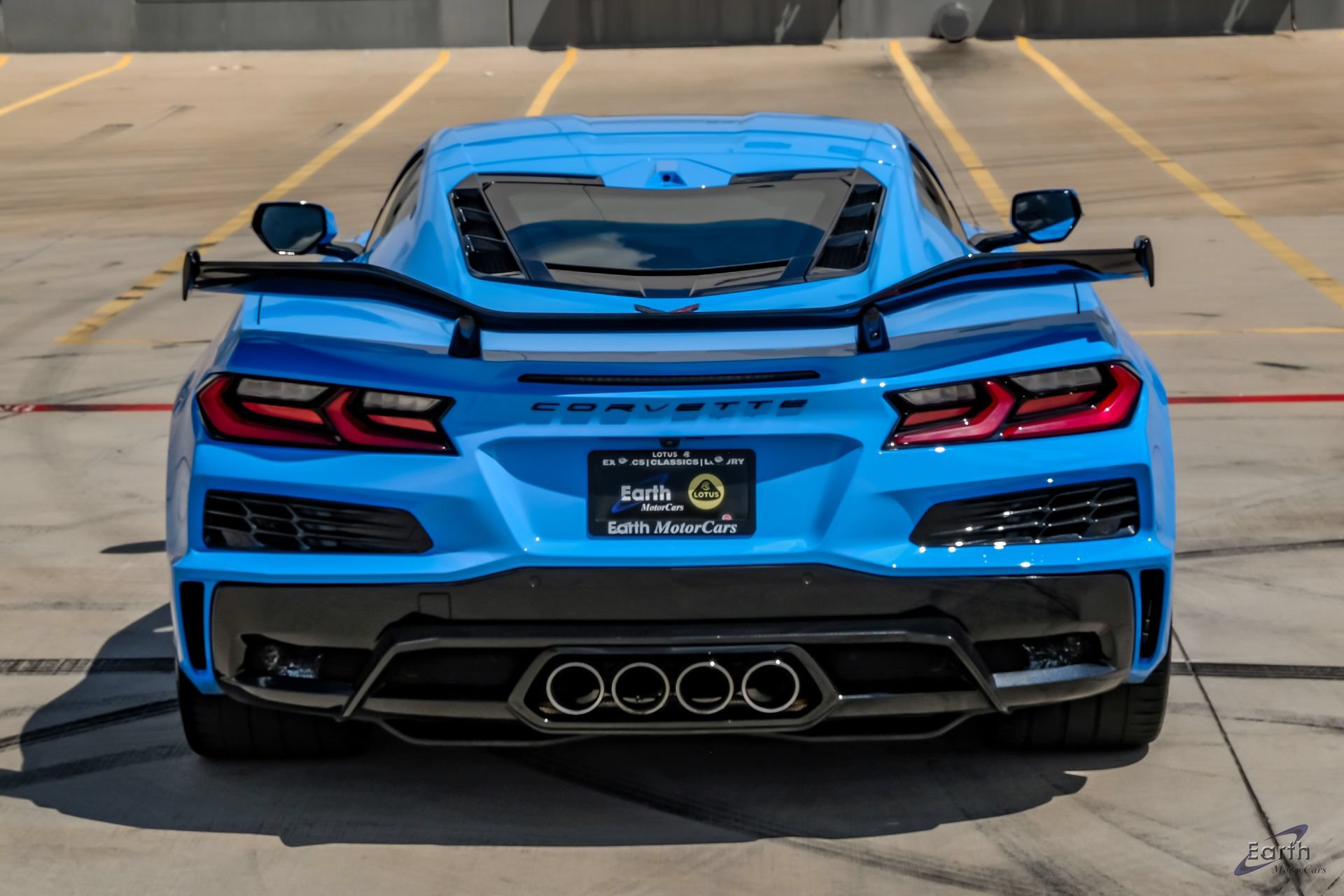 Used 2024 Chevrolet Corvette Z06 w/ Z07 Performance Package RWD image 15