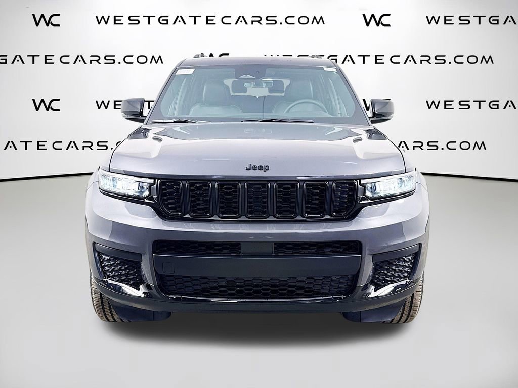 New 2025 Jeep Grand Cherokee L Laredo image 4