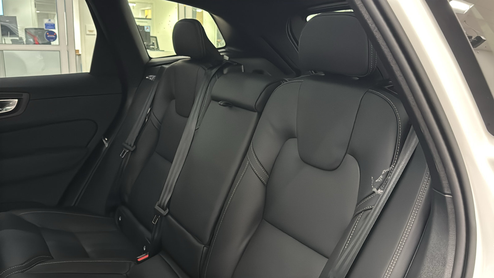 New 2026 Volvo XC60 B5 Ultra w/ Protection Package Premier AWD/4WD image 26