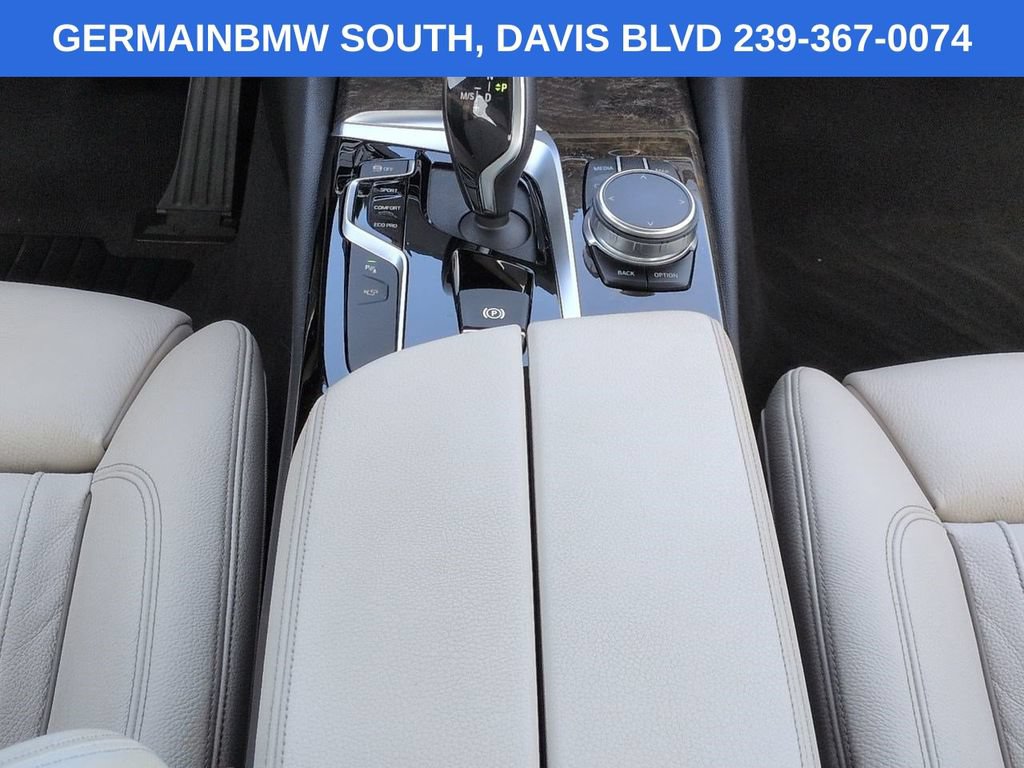 Used 2020 BMW 530i w/ Premium Package RWD image 21